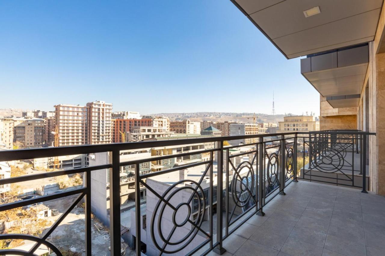 Stay Inn-Apartments On Buzand 17 Yerevan Bagian luar foto