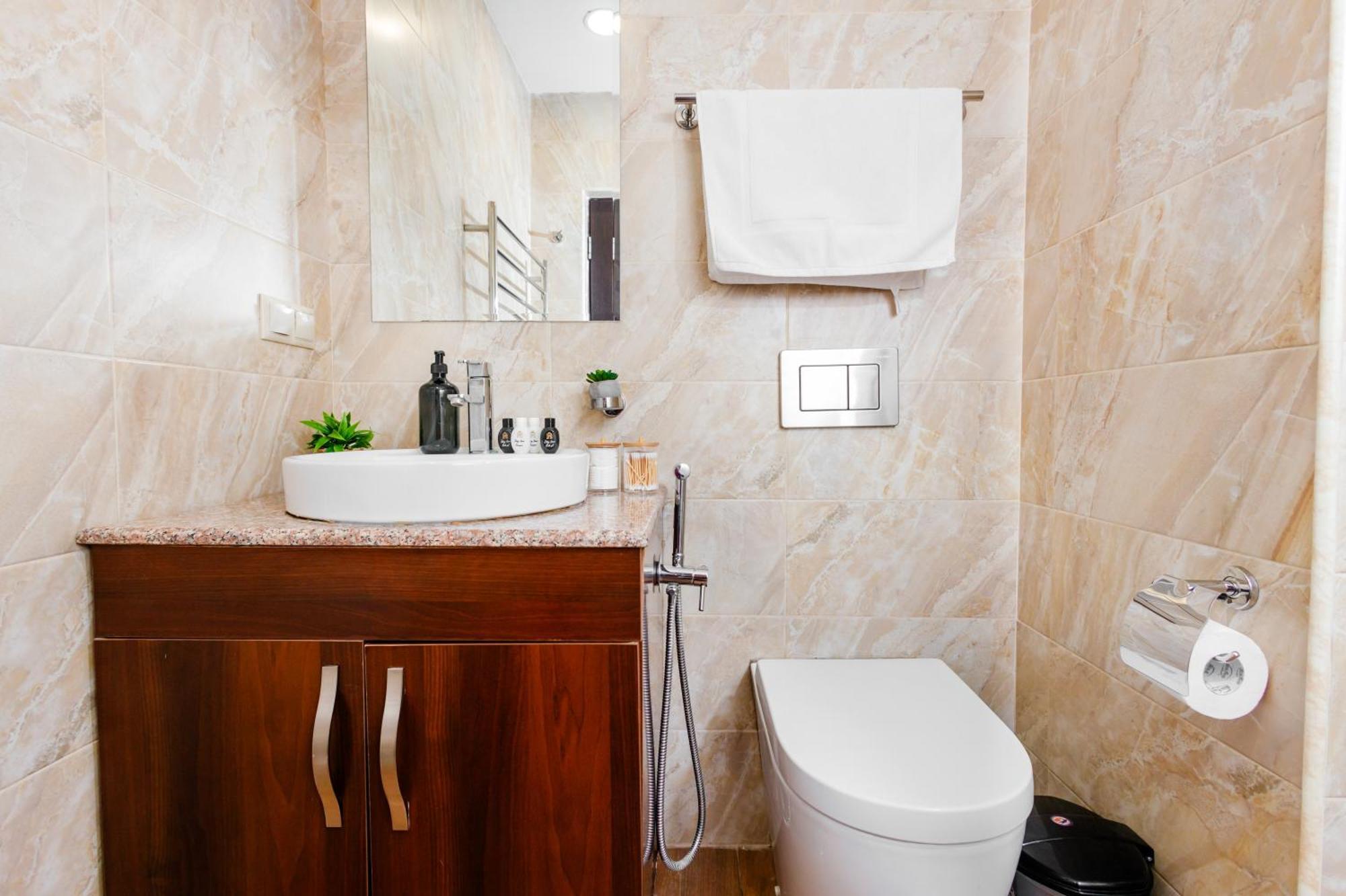 Stay Inn-Apartments On Buzand 17 Yerevan Bagian luar foto