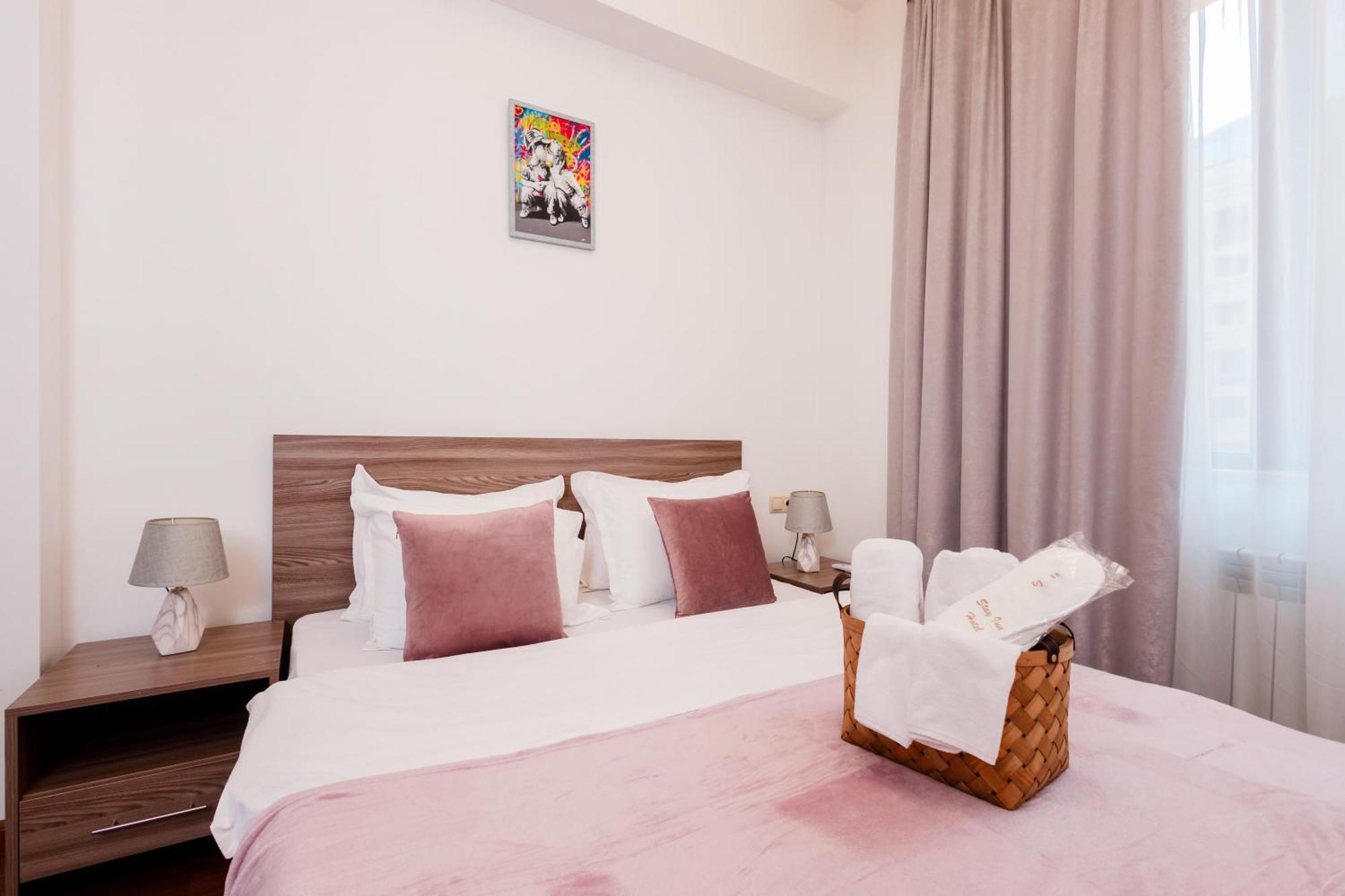 Stay Inn-Apartments On Buzand 17 Yerevan Bagian luar foto